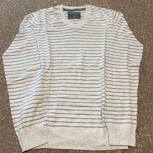 Long Sleeve size small